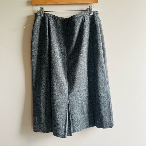 BROOKS BROTHERS tweed Classic Gray size 12 Skirt 100% Wool Academia Professional - Picture 4 of 10
